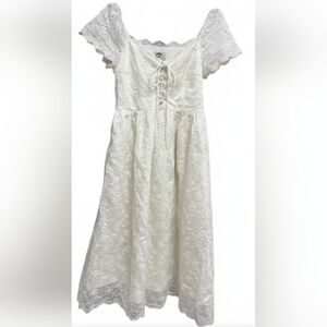 Elegant White Lace Dress